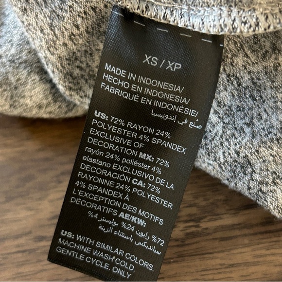 ❤️ White House Black Market Animal Print Cardigan XS - Picture 6 of 12